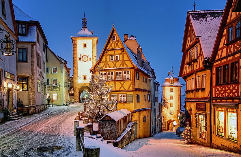 Plönlein im Winter Rothenburg o.d. Tauber- Schnee ©Rothenburg Tourismus Service, WP.jpg