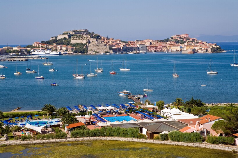 2076729.jpg 2076729.jpg