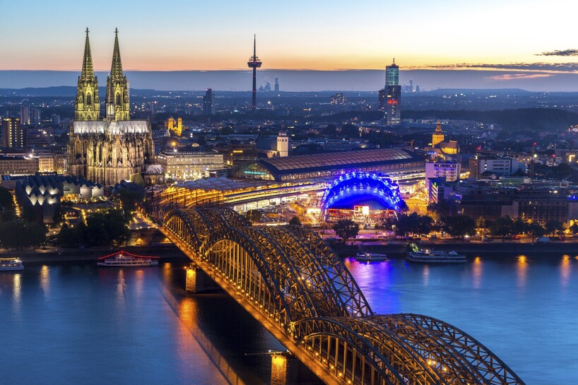 1326436-1244104-V1-P0.jpg 1326436-1244104-V1-P0.jpg