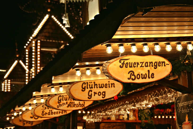 Christkindlmarkt Glühweinstand.jpg